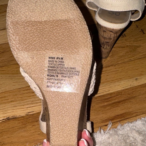 Women's Cream Wedge Sandals - Picture 4 of 5